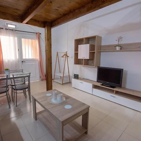 ¡Recién renovado! Apartamento con piscina Costa Adeje (Tenerife)